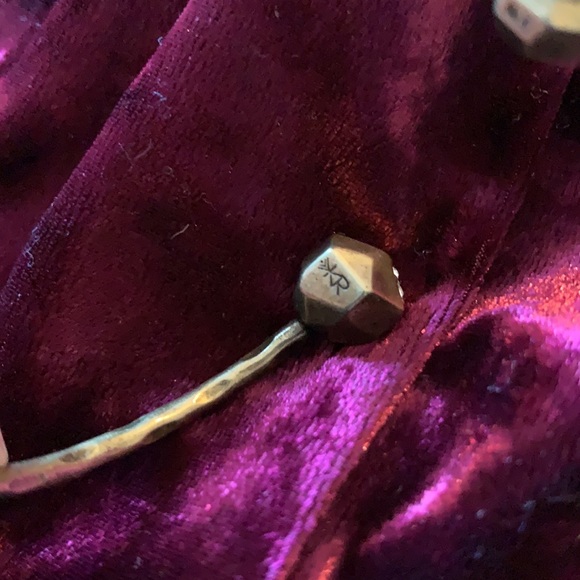 Silpada On The Dot Cuff Swarovski Crystals Brass 2 1/4” Bracelet KRB0079 - Picture 5 of 5